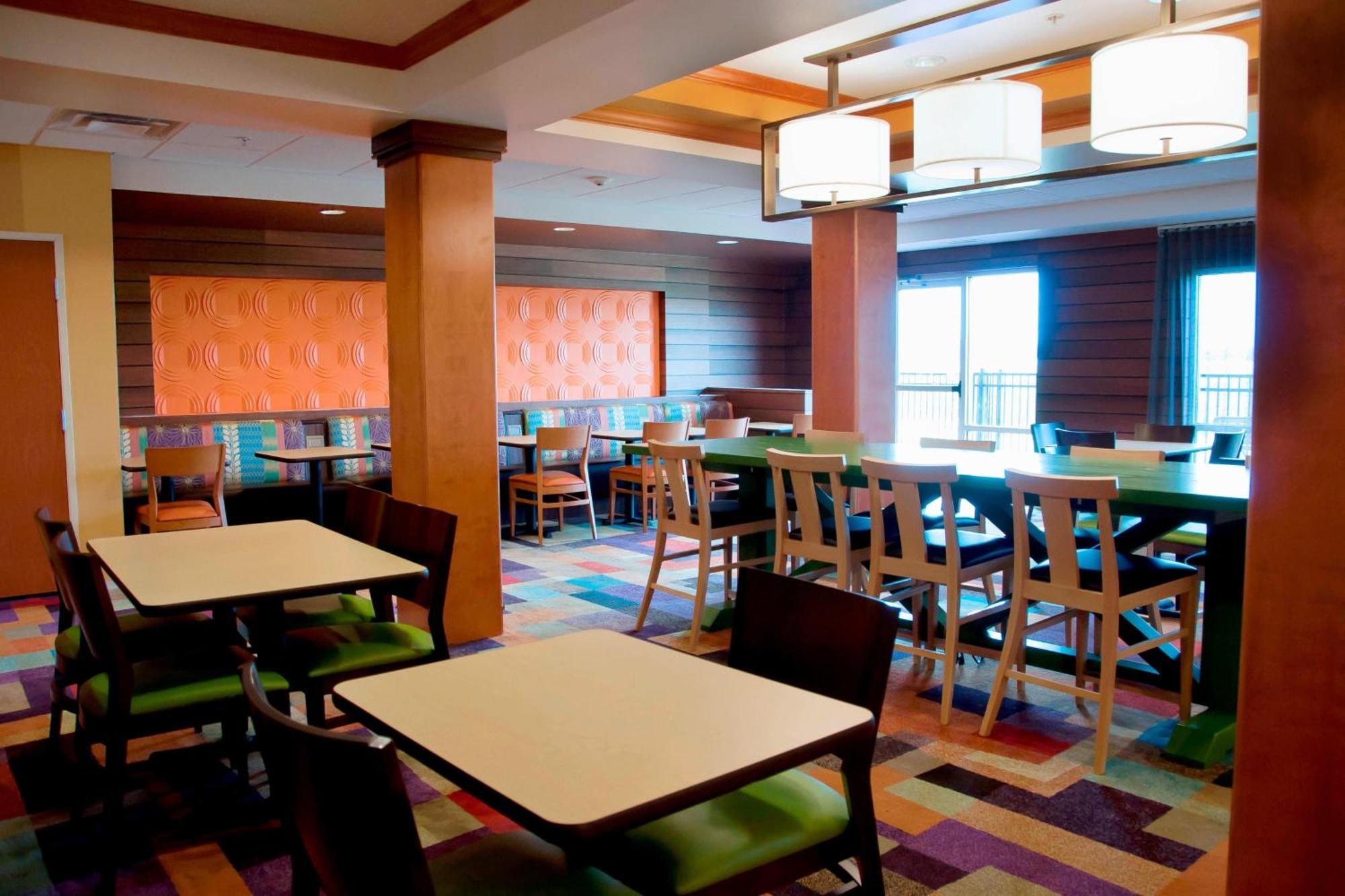 Fairfield Inn & Suites Еймс Екстер'єр фото